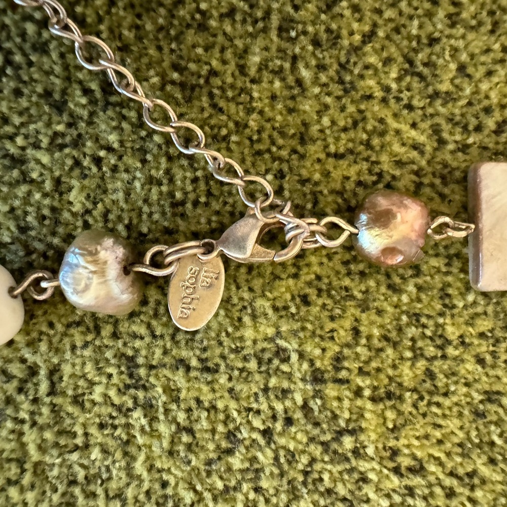 Freshwater pearl and mother of pearl necklace - Picture 3 of 5